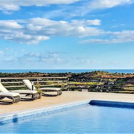 Villa Lara's Dream Vacation In Luxury With Sea View, Surrounded By Nature *